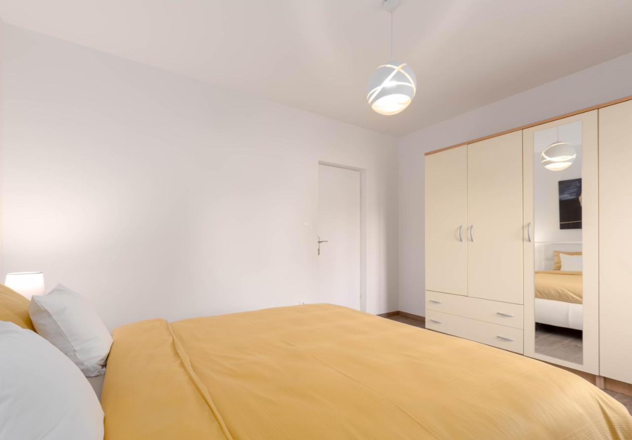 Newly Renovated Holiday Apartment Sirius بوريتش المظهر الخارجي الصورة